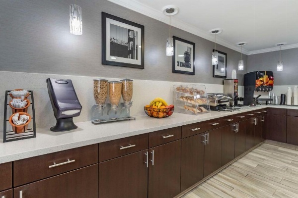 Best Western Plus Vineyard Inn image 19