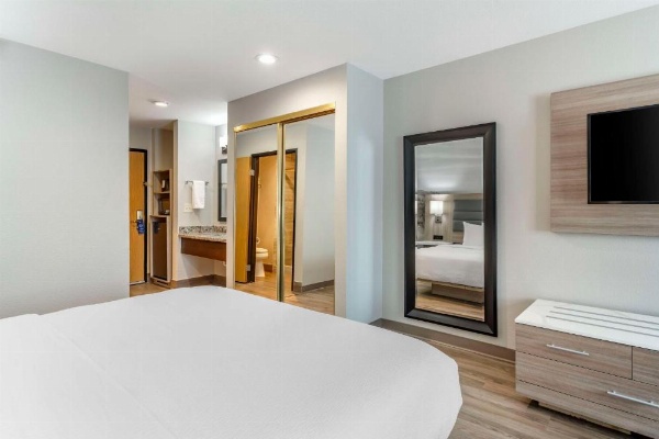 Best Western Plus Vineyard Inn image 29